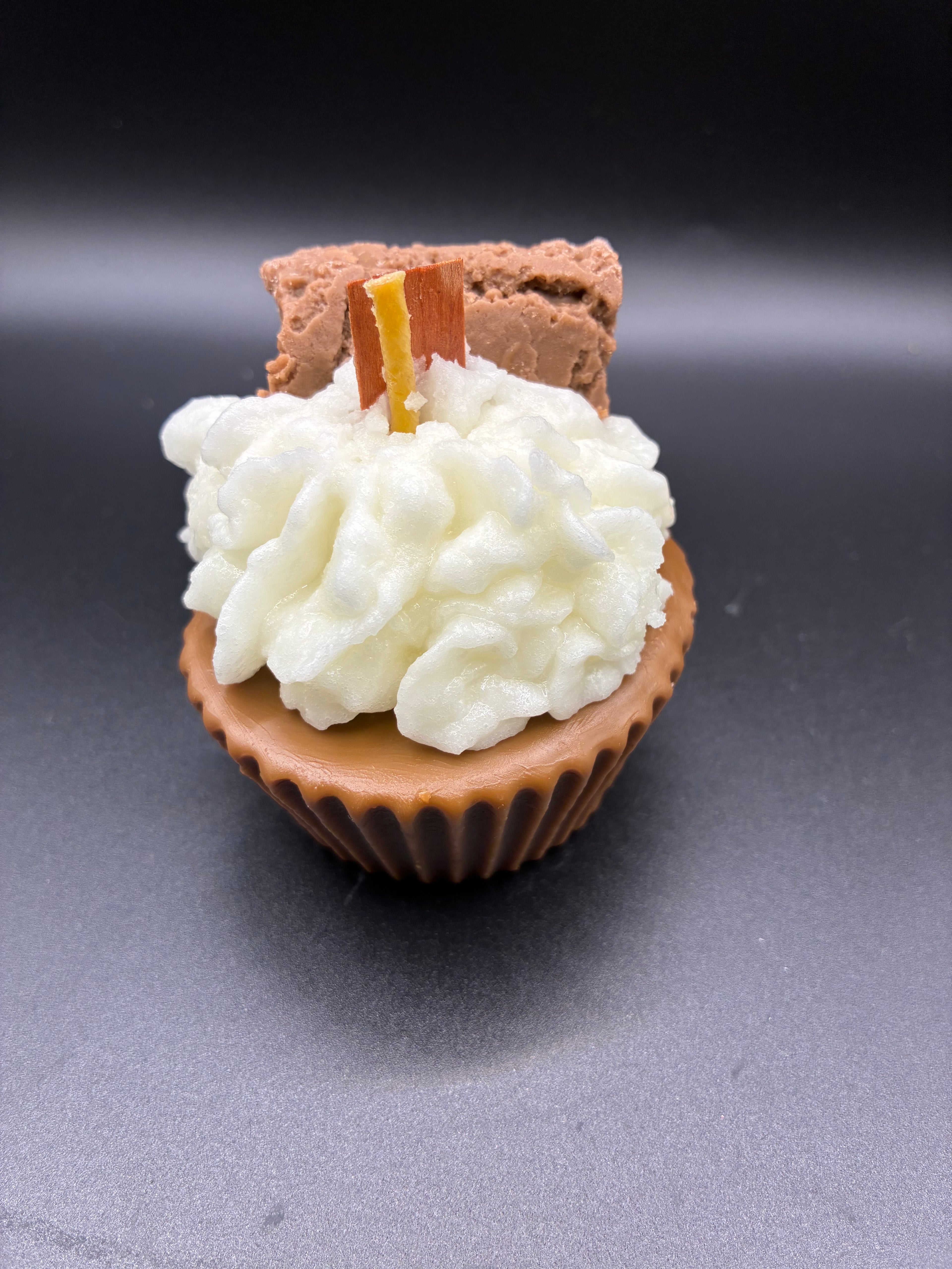 Fudge Brownie Cupcake